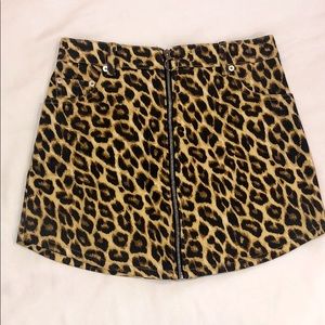 Leopard skirt